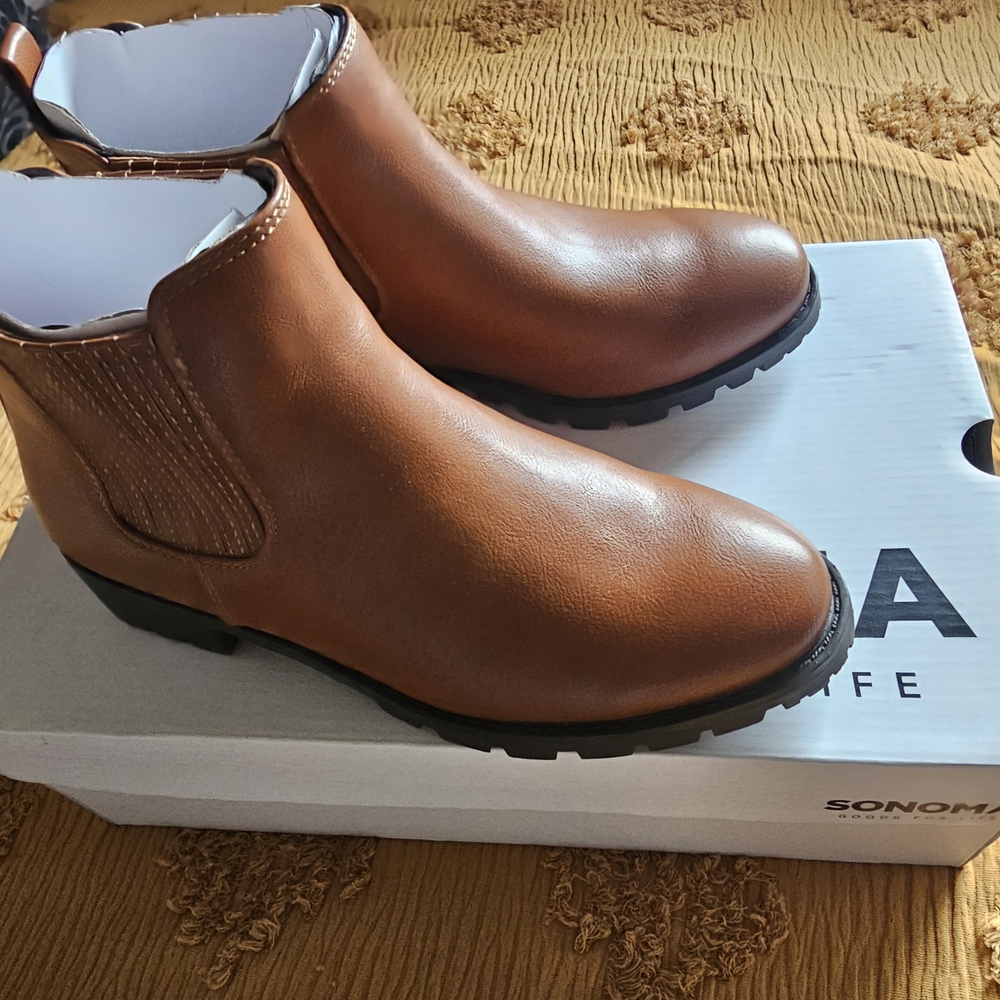 Sonoma Women's Brown Ankle Booties